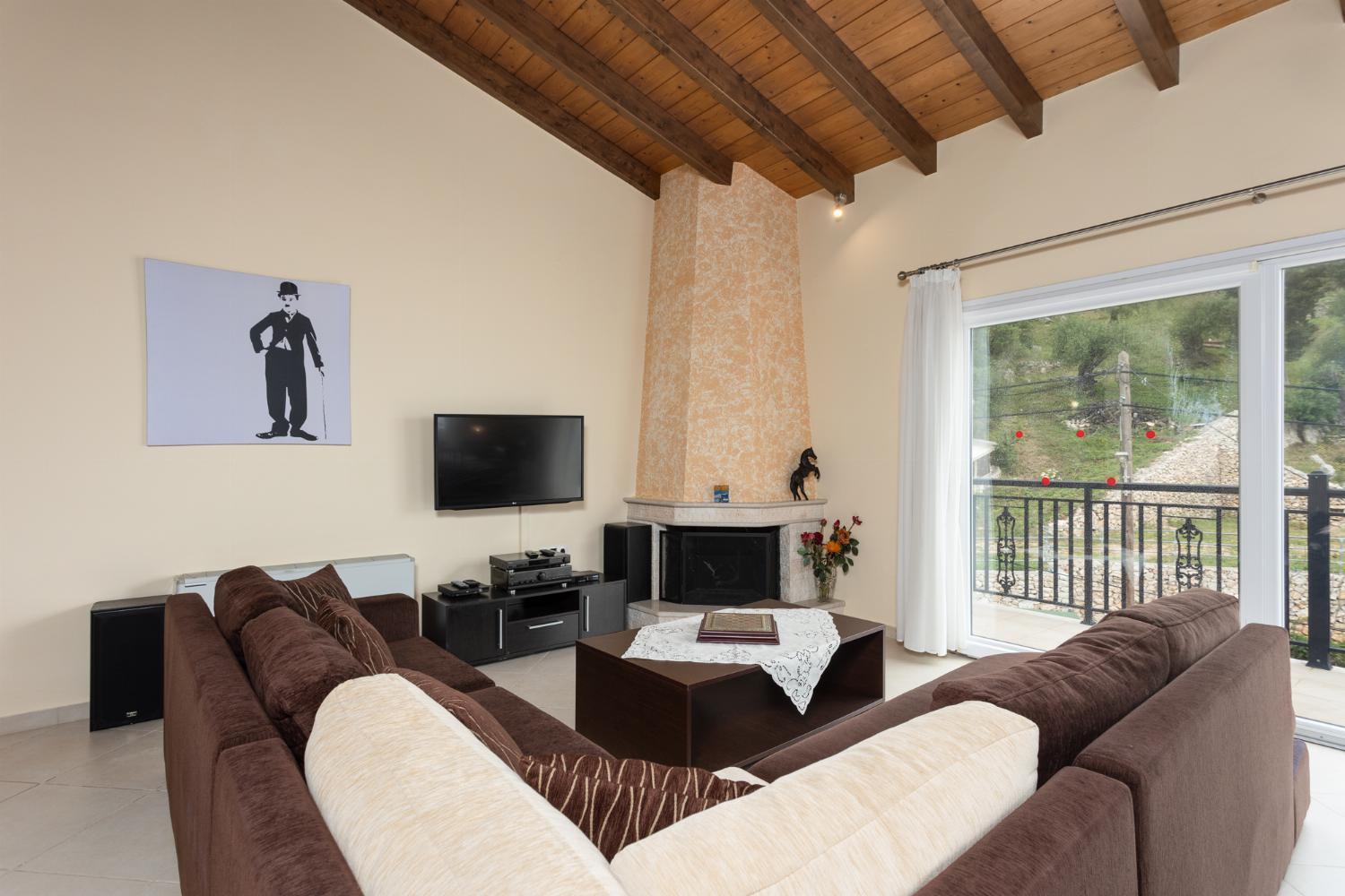 Villa Konstantinos Katávolos Exteriör bild