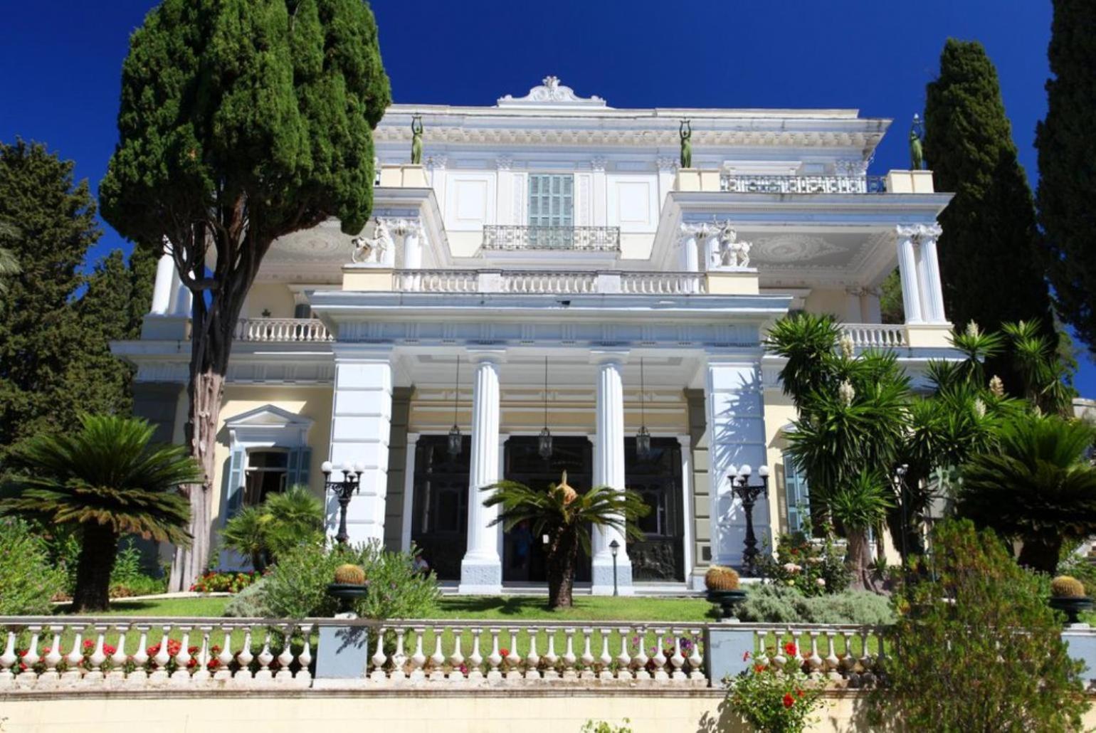 Villa Konstantinos Katávolos Exteriör bild